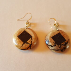 Round Spalted Maple Wood Earrings (2A)